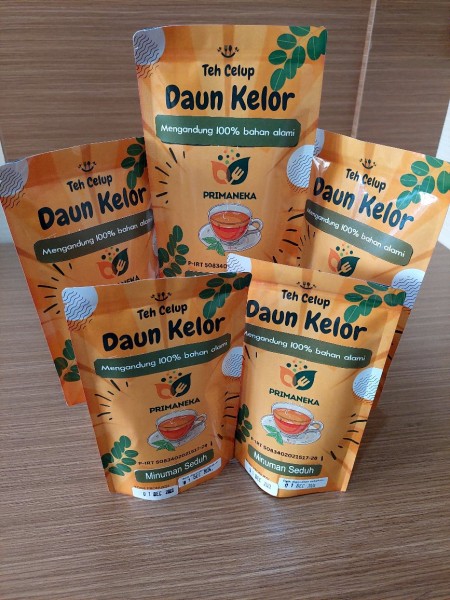 TEH CELUP DAUN KELOR PRIMANEKA